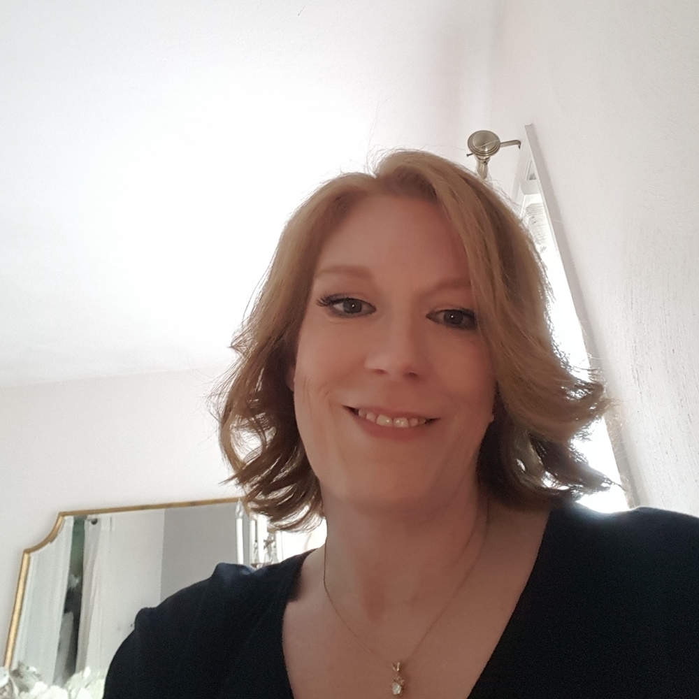 Meet your Posher, Bobbi